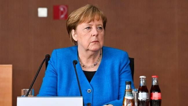 默克尔谈德国实施“紧急刹车”：已别无他法