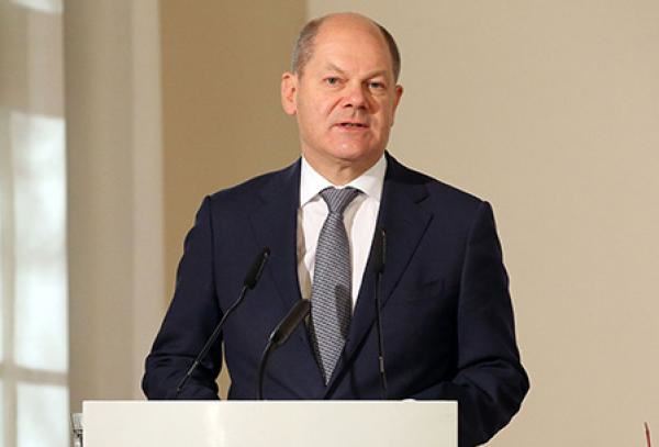 德国朔尔茨政府民调支持率创新低