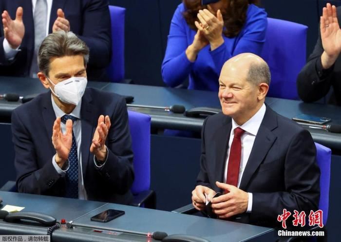 布林肯提名她担任北约秘书长，朔尔茨“坚决反对”