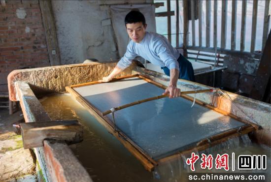 四川乐山：与世界共享中国纸艺“第一村”案例