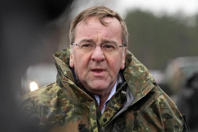 德国防长：讨论向乌克兰派遣维和部队“过早且不当”