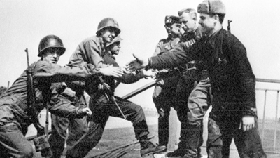 德国托尔高市举行易北河会师80周年纪念活动