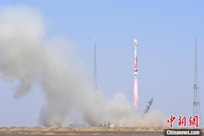 一箭六星 朱雀二号改进型遥二运载火箭发射成功