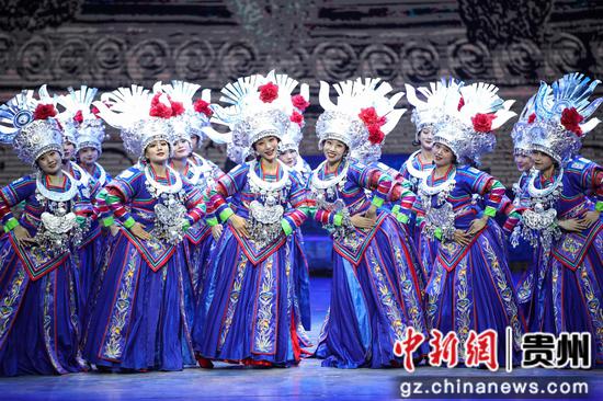 贵州原创舞台艺术精品绽放国际舞台多彩文化吸引世界目光