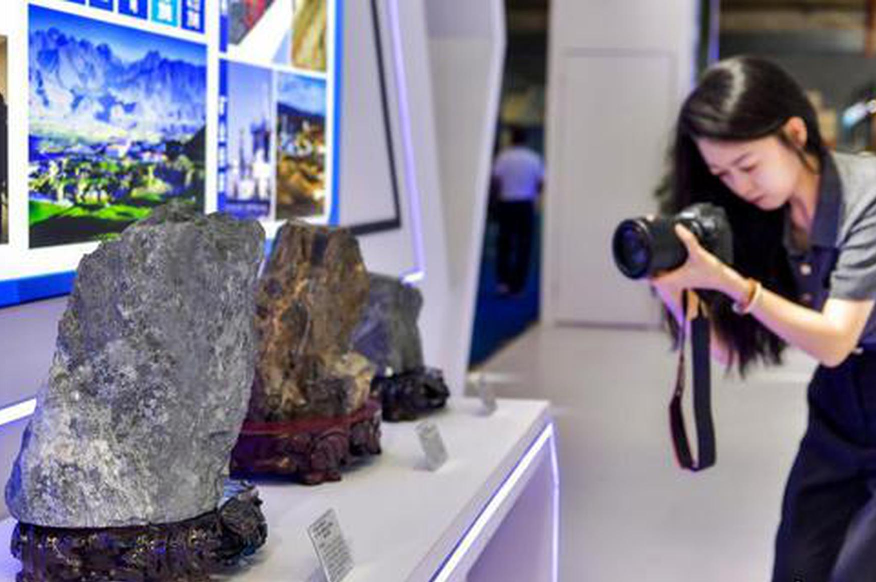 China discovers world's deepest industrial sandstone-type uranium mineralization in Xinjiang
