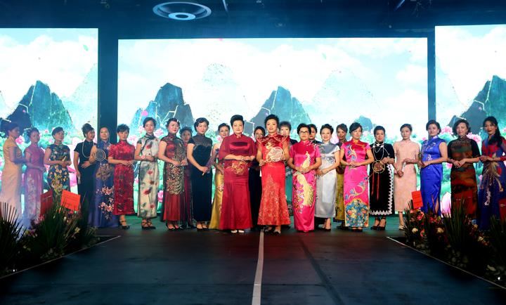 全非洲华人妇女联合总会隆重举办第七届理监事会就职典礼 全非洲华人妇女联合总会隆重举办第七届理监事会就职典礼