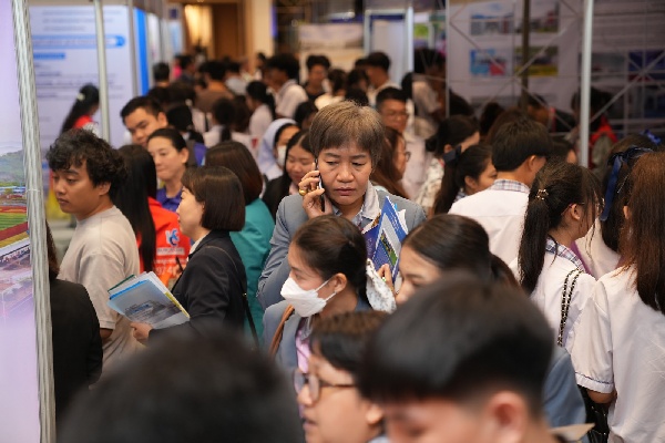 "百千万"AI人才计划启航！广西携手东盟共筑人工智能创新高地，留学热潮席卷柬泰