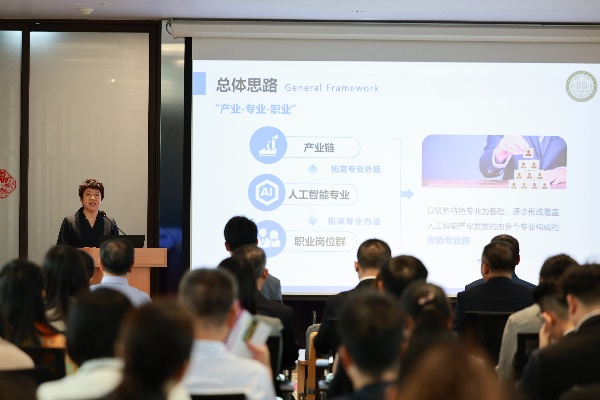 "百千万"AI人才计划启航！广西携手东盟共筑人工智能创新高地，留学热潮席卷柬泰